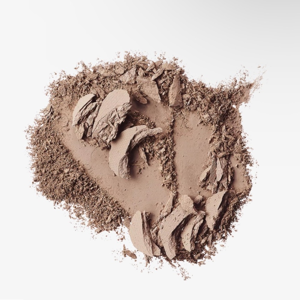 BNIB MAC Cosmetics Omega Matte Eye Shadow! - Picture 2 of 11